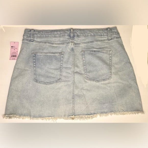 NEW Wild Fable High Rise Distressed Stretch Denim Jean Mini Skirt - Picture 8 of 11